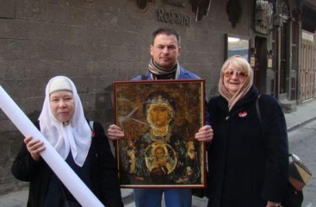 Новгородская икона Божией Матери пришла к защитникам Сирии