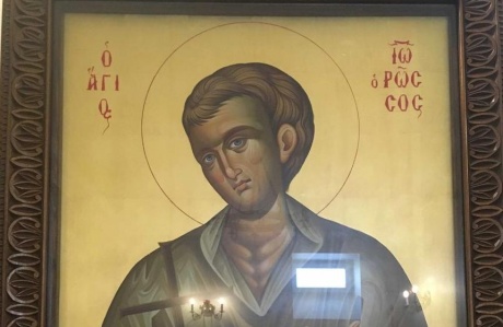 Икона Иоанна Русского работы Вернезоса в храме на берегу Волги